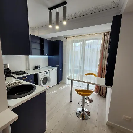 10 - Catedral - Free Parking בוקרשט