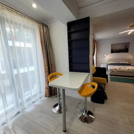 10 - Catedral - Free Parking