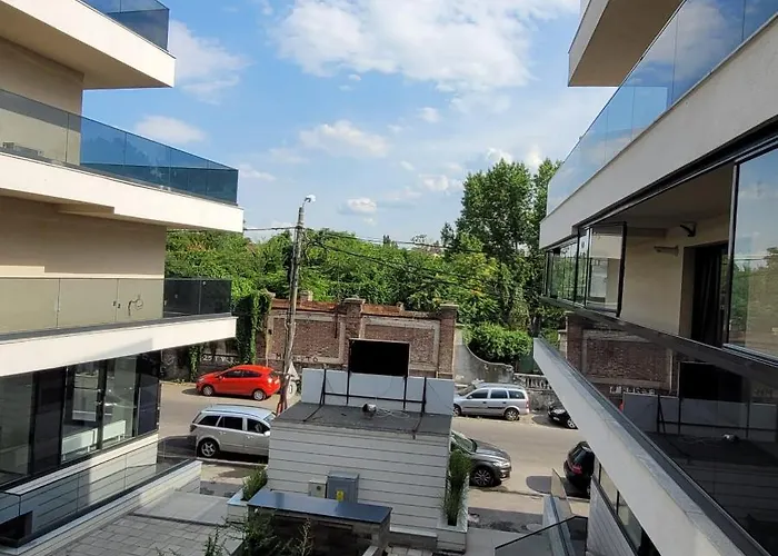 10 - Catedral - Free Parking